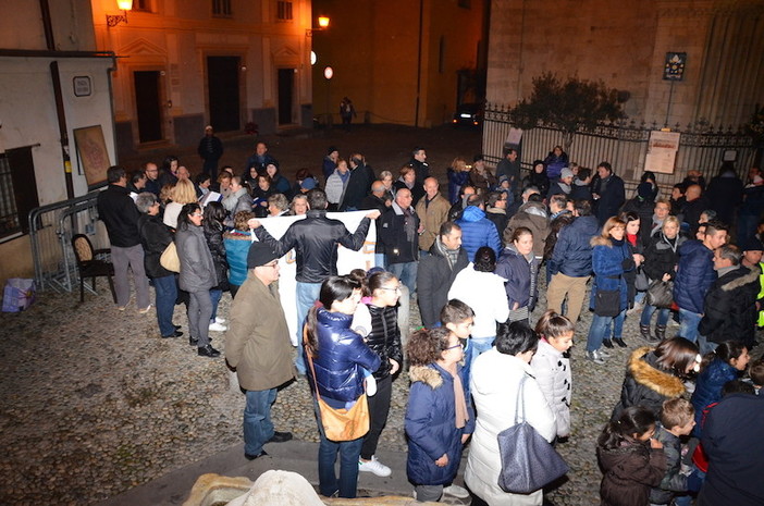 Sanremo: discussione sul trasferimento di Don Traetta, un ex parrocchiano risponde al lettore Alberto Sanremo: discussione sul trasferimento di Don Traetta, un ex parrocchiano risponde al lettore Alberto