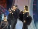Festival di Sanremo, Paola e Chiara fanno ballare il pubblico di piazza Colombo