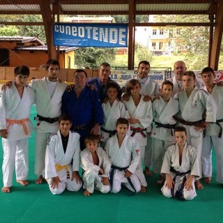 Il Circolo Sportivo Judo Sanremo all'8° Camp Estivo di Judo a Pradleves (foto) Il Circolo Sportivo Judo Sanremo all'8° Camp Estivo di Judo a Pradleves (foto)