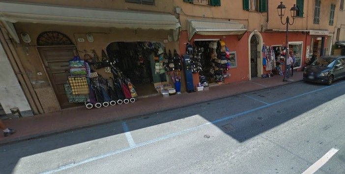 Ventimiglia, Confesercenti: "Troppi pochi parcheggi gratis, così non si aiutano i commercianti"