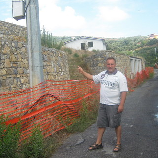 Imperia: lettrice interviene per segnalare disagi sulla strada Ciosa