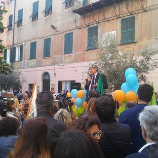 Elezioni comunali: Paolo Del Debbio a Imperia a sostegno del centrodestra. Su immigrazione e centri d’accoglienza “Scegliete se votare Lanteri o chi vuole una discarica nell’ex caserma”