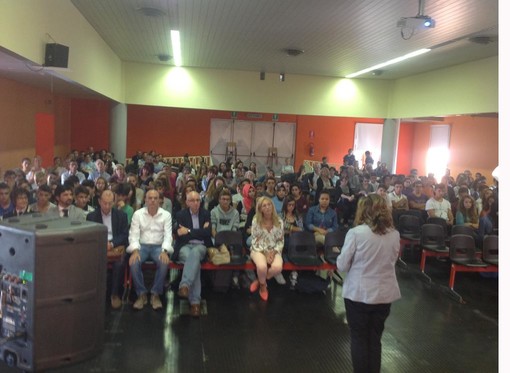 Diano Marina: corso in presenza e on line di preparazione alla prova preselettiva del concorso a Dirigente Scolastico