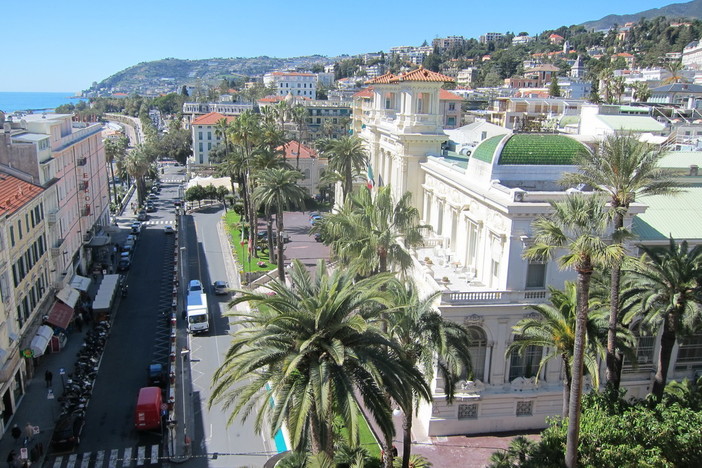 Turismo, Pasqua frenata dal meteo: buoni numeri ma tante disdette per paura del maltempo Turismo, Pasqua frenata dal meteo: buoni numeri ma tante disdette per paura del maltempo