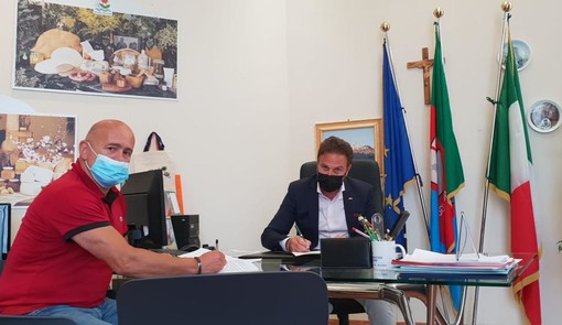 Sentieristica, Vice Presidente Piana: “Firmata la convezione con il CAI per la valorizzazione dell’Alta Via dei Monti Liguri” Sentieristica, Vice Presidente Piana: “Firmata la convezione con il CAI per la valorizzazione dell’Alta Via dei Monti Liguri”