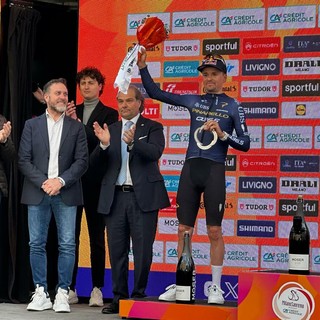 Liguria vetrina del grande ciclismo: Pogačar e Kopecky trionfano alla Milano‑Sanremo e alla Sanremo Women