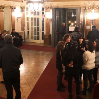 #Sanremo2019: assenza di Baglioni ieri in comune, ci sarebbe dietro il timore di dover affrontare la troupe di 'Striscia'