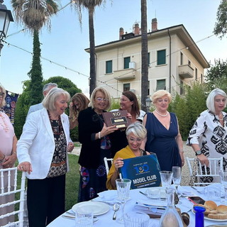 Passaggio delle consegne del Lions club Sanremo Matutia, Alessandra Solerio è il nuovo presidente (foto)