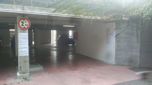 Santo Stefano al Mare, sinergia Comune-Amaie: riapre il parcheggio con 50 posti auto vicino l'ex stazione (foto)