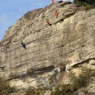 Sentiero delle Calandre a Ventimiglia, messa in sicurezza della parete rocciosa: iniziati i lavori