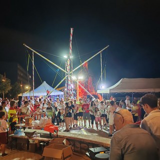 Vallecrosia, torna la Passeggiata sotto le Stelle: sport, solidarietà e ricordo di Maurizio Lega nella 26ª edizione
