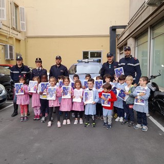 Sanremo: la Polizia di Stato incontra gli alunni della Scuola Almerini - Dante Alighieri