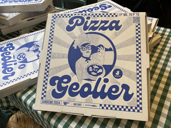 Sanremo 2024, Geolier apre la 'sua' pizzeria pop up nel cuore di piazza Bresca (Foto)