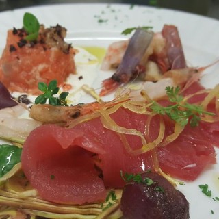 Ingredienti freschi e genuini e cucina creativa e originale: il ristorante Il Golfo di Diano Marina ideale per cresime e comunioni