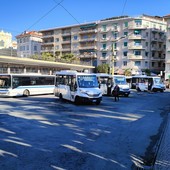 Riviera Trasporti, la denuncia del sindacato USB: "Il mondo al contrario"