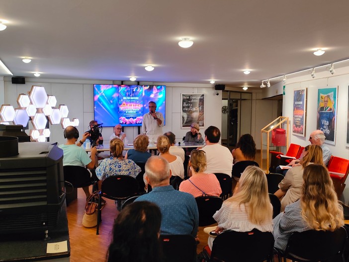Presentato il libro “ARISTON. La scatola magica di Sanremo”, una cronistoria del teatro locale (Foto e video) Presentato il libro “ARISTON. La scatola magica di Sanremo”, una cronistoria del teatro locale (Foto e video)