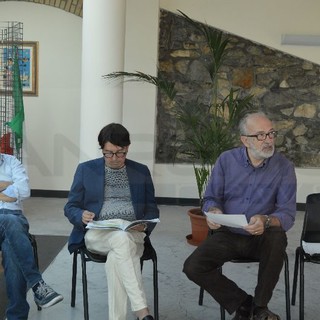 Ventimiglia: “Per saperne di più sul Bilancio del nostro Comune”, l'Assessore Faraldi presenta il rendiconto 2015 e preventivo 2016 Ventimiglia: “Per saperne di più sul Bilancio del nostro Comune”, l'Assessore Faraldi presenta il rendiconto 2015 e preventivo 2016