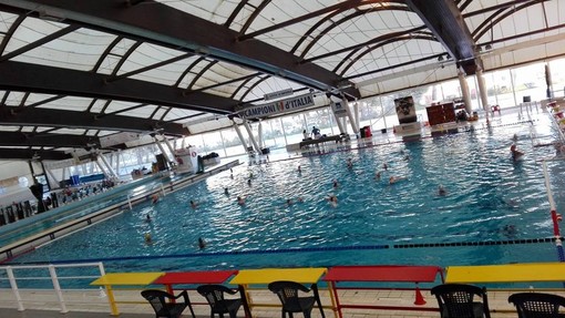 Imperia: nuovo look per la piscina Cascione, mercoledì apertura posticipata per lavori