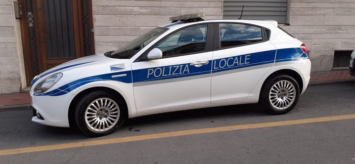 Ventimiglia, due aggressioni in un giorno: colpevoli fermati dalla polizia locale Ventimiglia, due aggressioni in un giorno: colpevoli fermati dalla polizia locale
