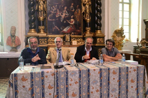 Sabato scorso la presentazione del libro 'La causa delle streghe di Triora. I documenti dei processi, 1587-1618'