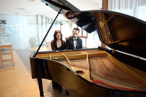 Successo per il progetto musicale ‘La Vita è bella’ per pianoforte a quattro mani a #Sanremo2019 Successo per il progetto musicale ‘La Vita è bella’ per pianoforte a quattro mani a #Sanremo2019
