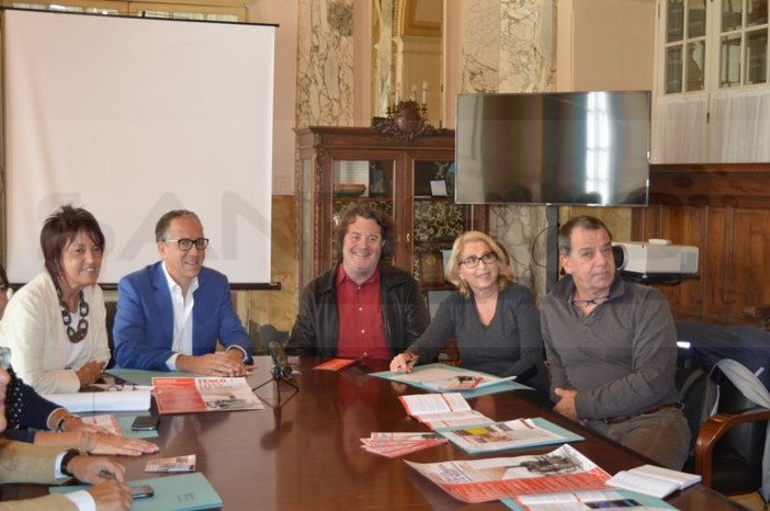 Sanremo: dal 22 al 24 ottobre il Premio Tenco 2015 dedicato a Guccini. Cassini: “Questa manifestazione deve rimanere nella nostra città”