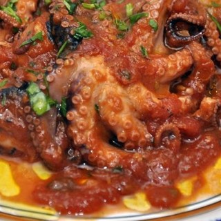 Tradizioni in cucina con Sergio: oggi una ricetta senza stagione "Il polpo alla Lanteri" Tradizioni in cucina con Sergio: oggi una ricetta senza stagione "Il polpo alla Lanteri"