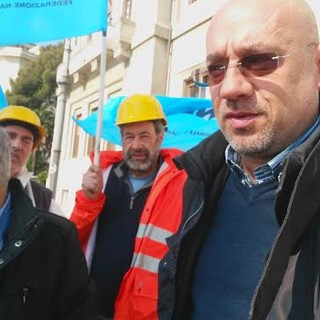 Imperia: rientrato lo sciopero degli operai del depuratore. Il vice Sindaco Zagarella: "A breve una soluzione" Imperia: rientrato lo sciopero degli operai del depuratore. Il vice Sindaco Zagarella: "A breve una soluzione"