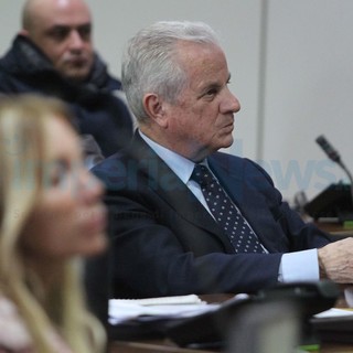 Processo Breakfast: Il destino processuale di Claudio Scajola potrebbe dividersi da quello di Chiara Rizzo Processo Breakfast: Il destino processuale di Claudio Scajola potrebbe dividersi da quello di Chiara Rizzo