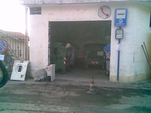 Sanremo: lettore denuncia degrado alla pensilina di San Giacomo