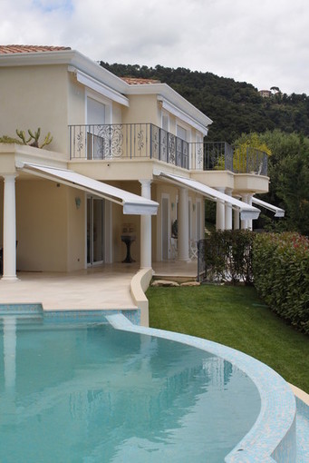 Da Polistende la soluzione per tende del giardino e del terrazzo sempre pulite