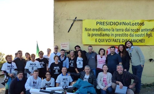 Sanremo: palloncini dal presidio 'No Lotto 6', il 3 gennaio nuova iniziativa del Movimento 5 Stelle