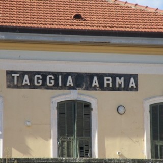 Taggia, ok alla convenzione urbanistica per la rifunzionalizzazione dell'ex stazione, Conio: "Altro tassello importante" Taggia, ok alla convenzione urbanistica per la rifunzionalizzazione dell'ex stazione, Conio: "Altro tassello importante"
