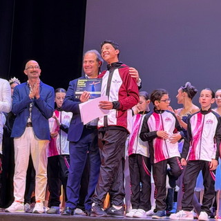 Lombardi premia i giovani talenti del Sanremo Dance Festival: “Straordinarie esibizioni sul palco dell’Ariston”