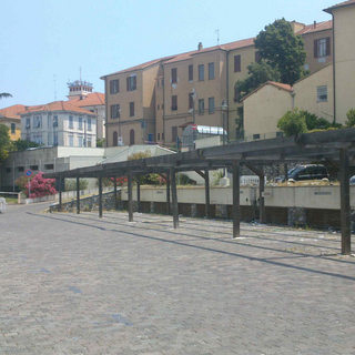 Imperia: assenza di parcheggi non a pagamento, l'appello di un lettore al sindaco Capacci