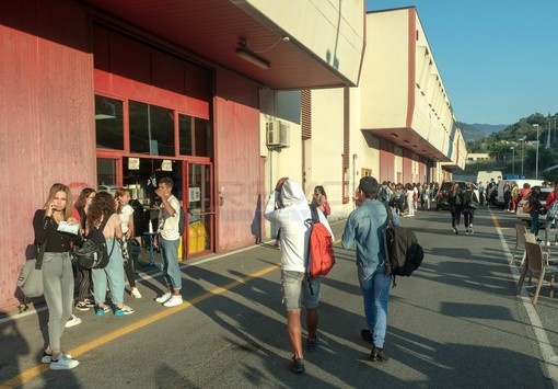 Sanremo: il nuovo Polo Scolastico al Mercato dei Fiori prende forma, il commento del gruppo della Fos