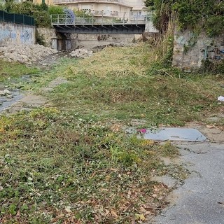 Sanremo: lettore denuncia intervento di pulizia 'a metà' sul torrente San Martino