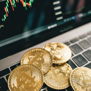 Mercati turbolenti nel 2025: cosa ha insegnato davvero questo anno straordinario