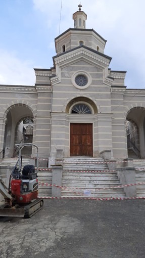 Elezioni: cimiteri sotto esame, Imperia Rinasce "Pulizia e manutenzione lasciate agli abitanti"