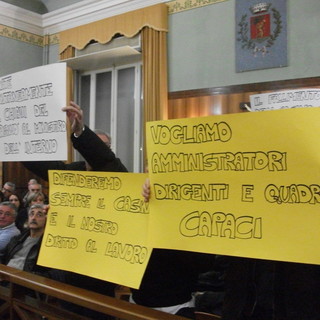 Sanremo: il consiglio comunale approva il piano di impresa del casinò. Il Pdl boccia le proposte della Lega Sanremo: il consiglio comunale approva il piano di impresa del casinò. Il Pdl boccia le proposte della Lega