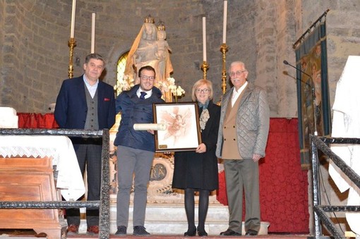 Ventimiglia: consegna del Premio San Michele Wilma Taroni e le sue “Ragazze” per l'amore e il volontariato nel centro storico