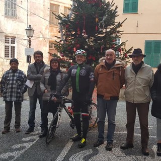 Imperia: torna la tradizione del 'Gruppo Ciclistico Circolo Parasio', presentata oggi la nuova squadra (foto)