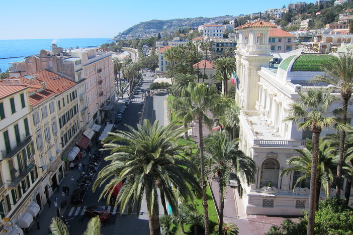 Chi compra casa di lusso nella Riviera dei Fiori: stranieri in prima linea nel mercato immobiliare imperiese