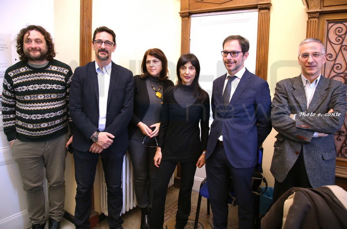 Bordighera: manifestazioni natalizie con Inverno Musicale e stagione teatrale, tra gli ospiti Lella Costa, Marina Massironi e Stefano Fresi