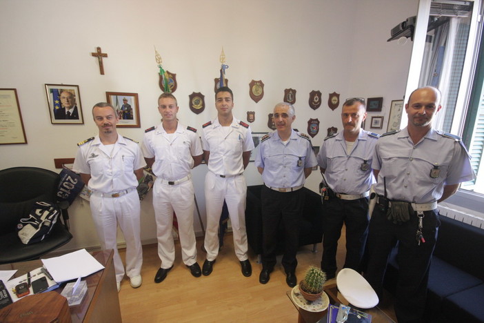 Sanremo: riparte da oggi il pattugliamento interforze delle spiagge, Guardia Costiera e Polizia Municipale fianco a fianco per la repressione e la prevenzione dei crimini Sanremo: riparte da oggi il pattugliamento interforze delle spiagge, Guardia Costiera e Polizia Municipale fianco a fianco per la repressione e la prevenzione dei crimini