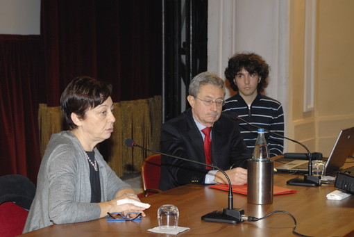Sanremo: il procuratore Roberto Cavallone ha incontrato gli studenti del Liceo Cassini Sanremo: il procuratore Roberto Cavallone ha incontrato gli studenti del Liceo Cassini