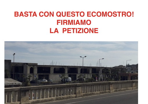Sanremo: domani in Piazza Colombo, raccolta firme del Movinento 5 Stelle per petizione contro l'ecomostro Sanremo: domani in Piazza Colombo, raccolta firme del Movinento 5 Stelle per petizione contro l'ecomostro