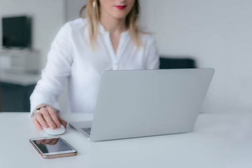 Servizi e prestazioni professionali: come promuoversi con annunci gratuiti Servizi e prestazioni professionali: come promuoversi con annunci gratuiti
