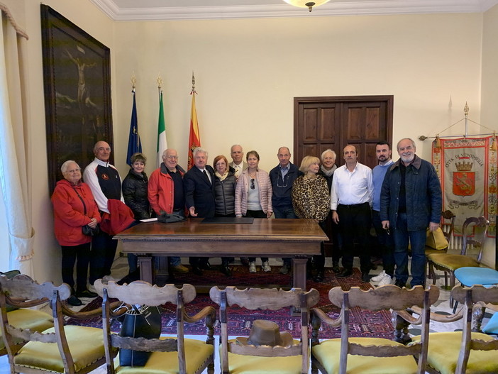 Ventimiglia: 'pista di formula uno' sull'Aurelia, incontro questa mattina tra Comune e abitanti di Latte Ventimiglia: 'pista di formula uno' sull'Aurelia, incontro questa mattina tra Comune e abitanti di Latte