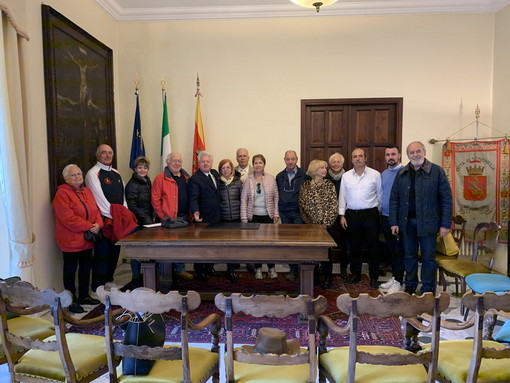 Ventimiglia: 'pista di formula uno' sull'Aurelia, incontro questa mattina tra Comune e abitanti di Latte Ventimiglia: 'pista di formula uno' sull'Aurelia, incontro questa mattina tra Comune e abitanti di Latte